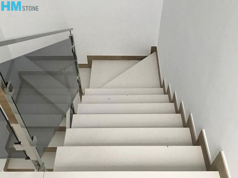 len-chan-tuong-cau-thang-da-6