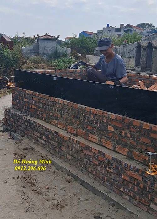 Xây mộ ốp đá
