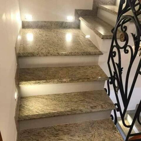 Cầu thang phào chỉ