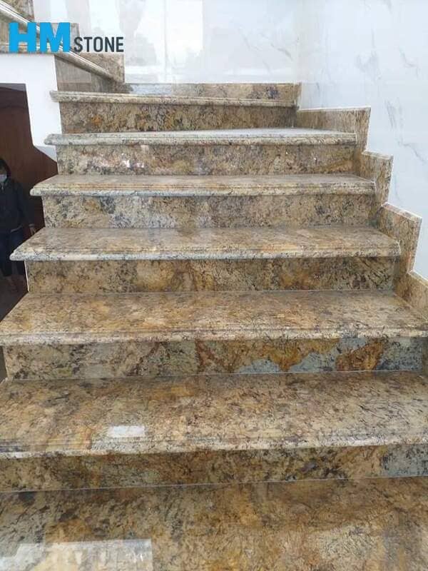 Cầu thang phào chỉ