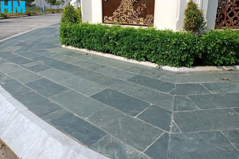 da thanh hoa lat san vuon 2 Ưu điểm của các loại đá Thanh Hóa lát sân vườn, vỉa hè