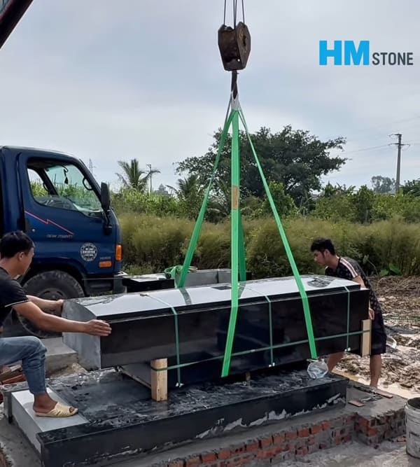 Sản Xuất mộ đá khối