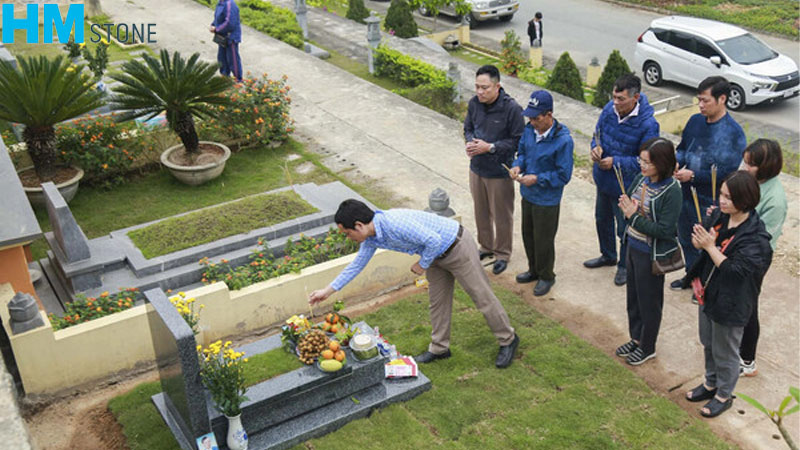 Tảo mộ ngày tết: thời gian, ý nghĩa và lễ cúng đúng cách