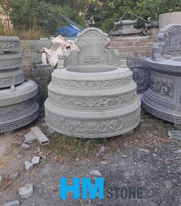 Mộ tròn đá trắng