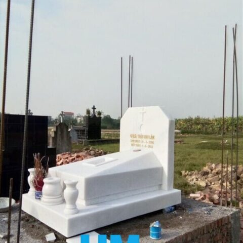 Mẫu mộ đá Trắng Yên Bái