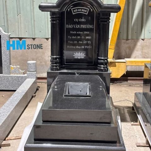 Mộ đá nguyên khối granite
