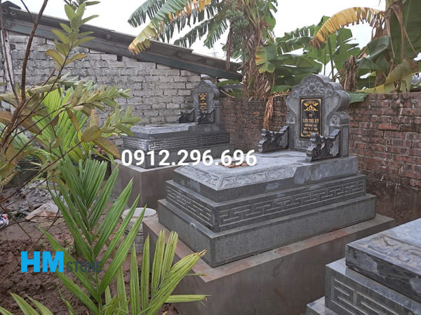 Mộ đá khối Thanh Hoá