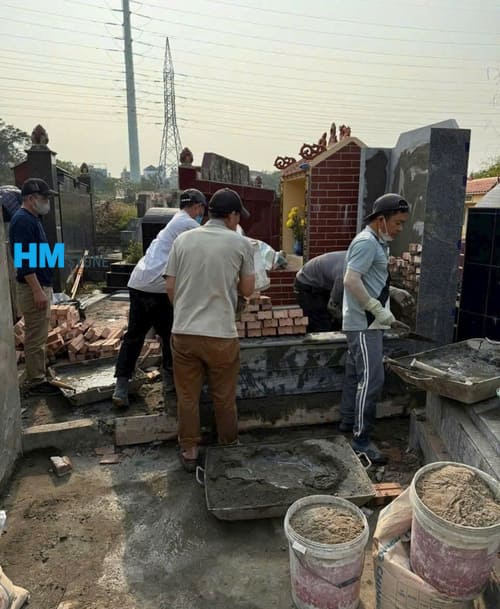 Có xây mộ trong 49 ngày được không?