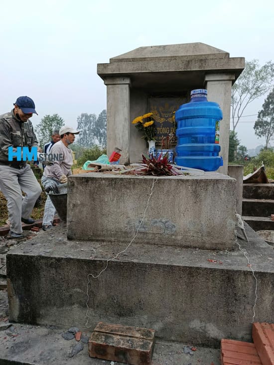 co nen xay mo trong vuon nha khong 2 Xây mộ trên đất vườn