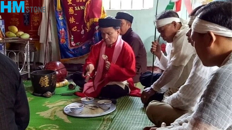 Cúng tuần đầu là gì? Cách tính tuần đầu người mất