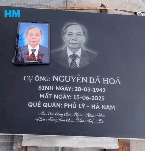 Khắc truyền thần trên đá