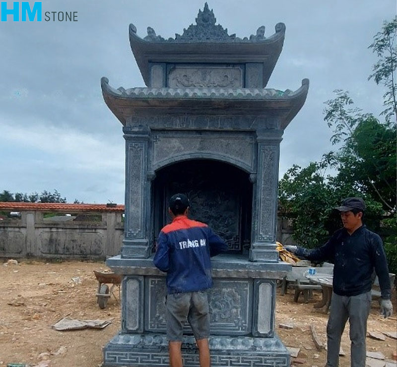 Tổng hợp 15 mẫu bàn thờ ngoài trời đẹp nhất 2026