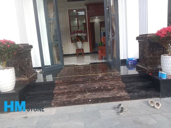 Mẫu Đá bậc cấp