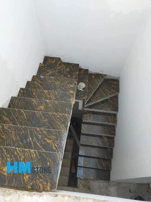 Cầu thang đá granite đẹp