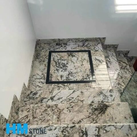 Cầu thang đá granite cao cấp