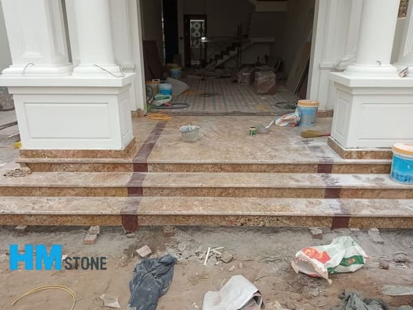 Đá bậc cấp