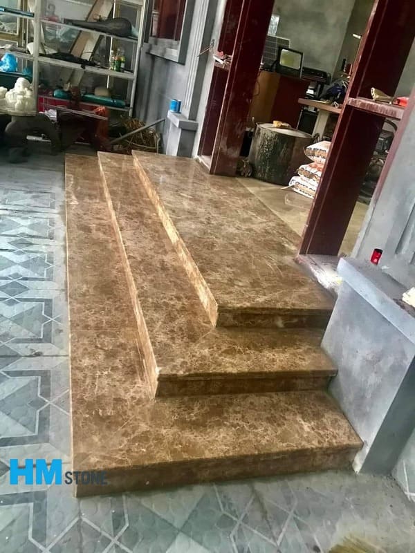 Mẫu Đá bậc tam cấp 