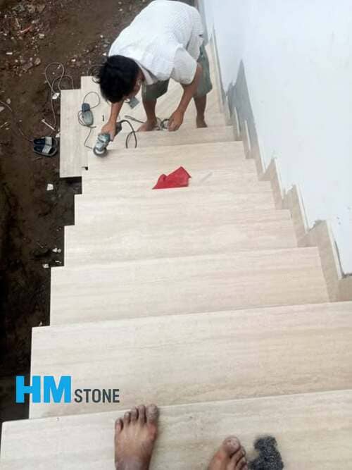 Mẫu cầu thang đá Nung Kết