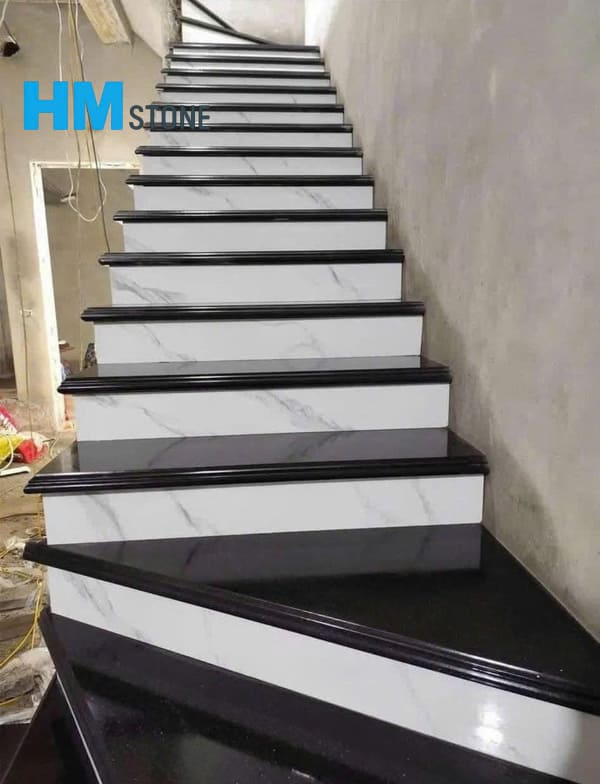 Mẫu và Giá Đá Cầu Thang Kim Sa Ấn Độ