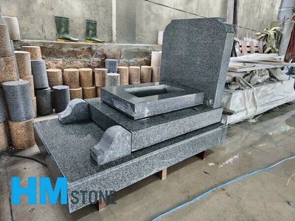 mo da granite nguyen khoi 1 Mẫu mộ đá nguyên khối