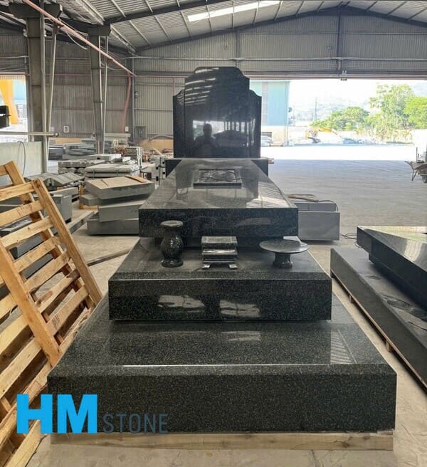 Mẫu mộ đá nguyên khối Đen Ấn Độ