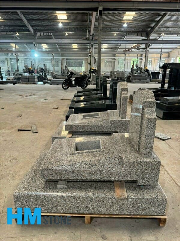 mo da granite nguyen khoi 19 Mộ đá granite nguyên khối