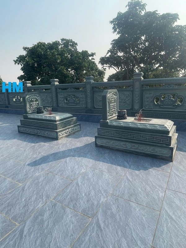 Giá Lăng mộ đá
