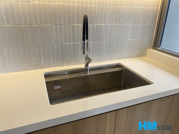 BQ400 NHOM A Mặt bếp đá vicostone nhóm A