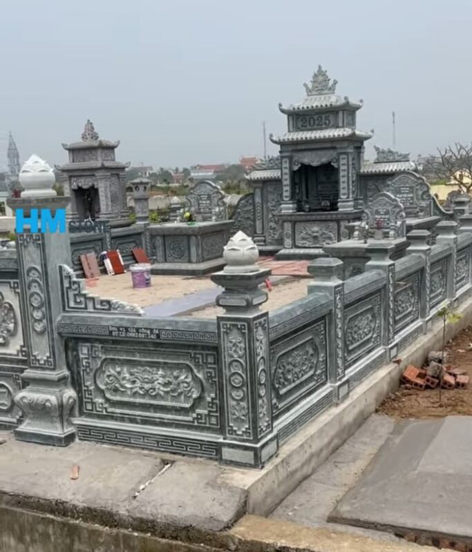 Xây khu lăng mộ hết bao nhiêu