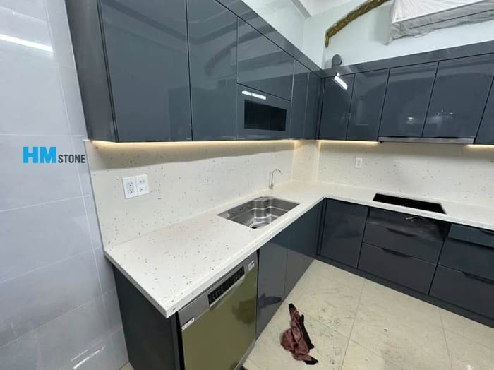 da mat bep nung ket 3 Mặt bếp đá nung kết