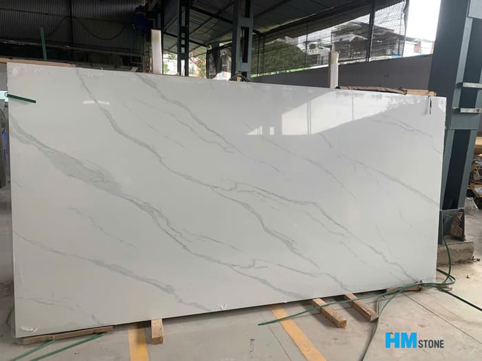 Đá nung kết có phải gạch ceramic không?