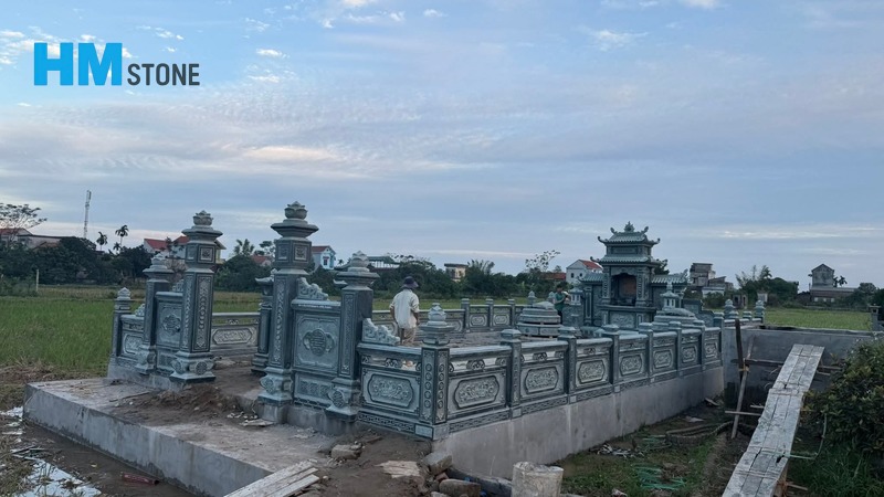 kich thuoc khu lang mo 24 Xây dưng khu lăng mộ đá